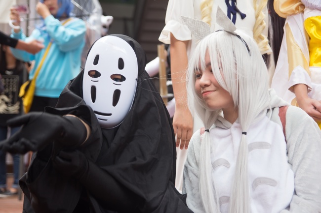 2021年4月20日出生的女孩五行名字 缺木火喜用字