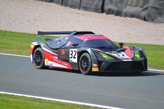 &quot;恋爱新锐!四大生肖女带你探索倒贴的新境界!&quot;