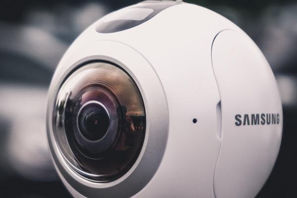 "旺夫女王!四大生肖女的独特魅力让你成为幸福的宠儿!" "旺夫女王!四大生肖女的独特魅力让你成为幸福的宠儿!"