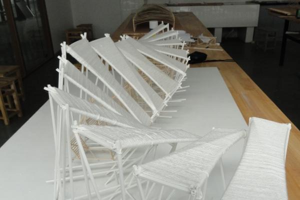 属牛事业上的贵人是什么属相，属牛人的事业贵人