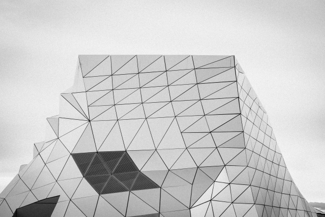 2002年出生的孩子五行属什么 2002出生的八字命理