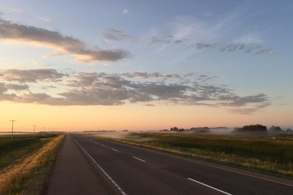 1990年属马人2024年运势及运势男，90年34岁属相马2024年全年度运势详细说明