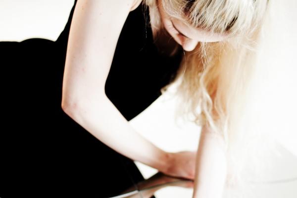 1966年属马人2024年运势及运程女，66年58岁生肖马2024年全年运势详解