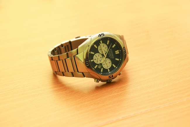 2024年生肖年龄对照表 属相年纪虚实结合 2024年生肖年龄对照表 属相年纪虚实结合