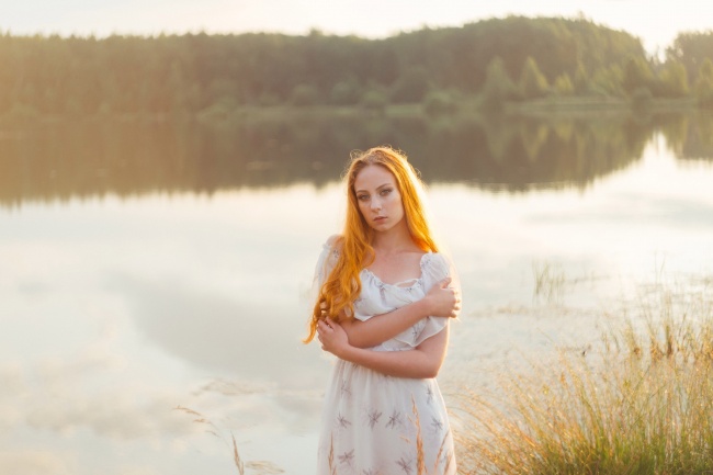 属相鸡2024年运势全集 财运理想感情平淡