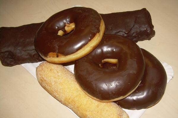 属龙开啥品牌车最旺盛 属龙的什么时候买车好吉利