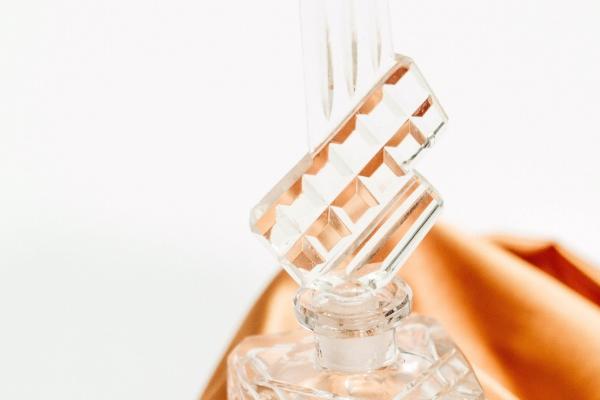 78年属马女和77年属蛇男缘分 77年蛇和78年马属相合不合