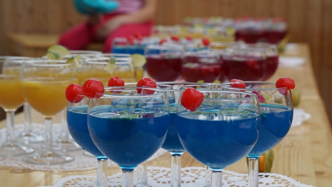 2024年什么生肖将翻盘装运 属鸡人事业财运双丰收