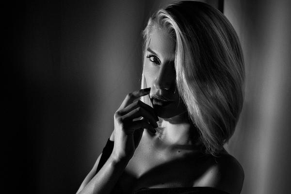 2024桃花运充沛的生肖 2024年谁桃花运最旺盛