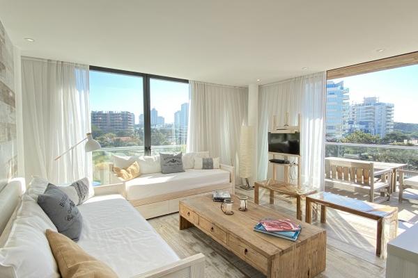 属鸡人2025年2月运势