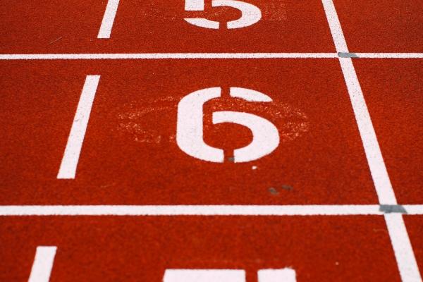 属鸡女与属马女能共处好吗