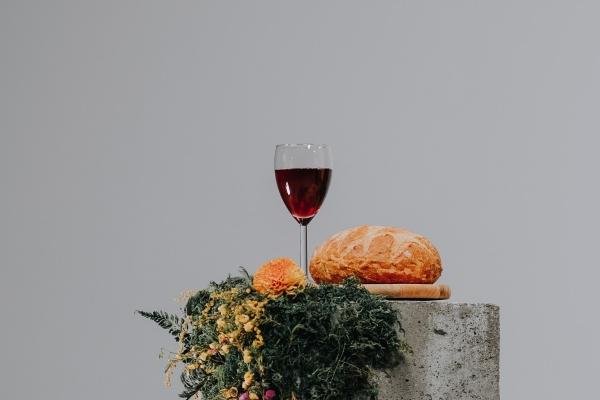 属鸡人跟谁一起最幸福 属鸡人跟谁一起最幸福