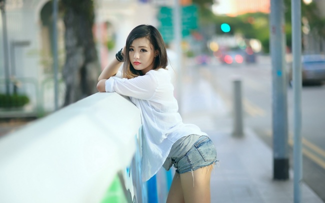 1983年属猪女的婚姻和命运
