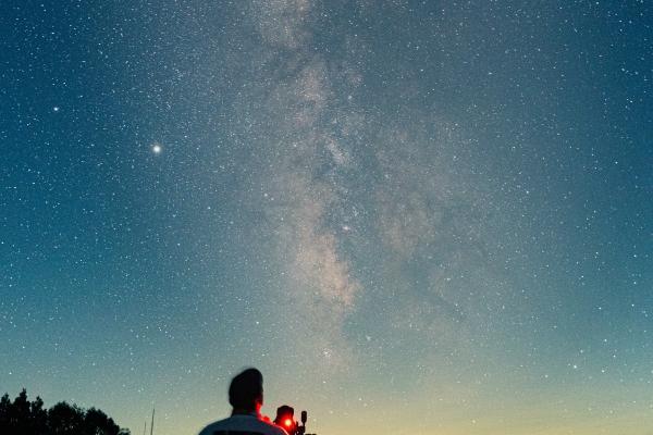 2025年4月哪天祈福最好最吉利
