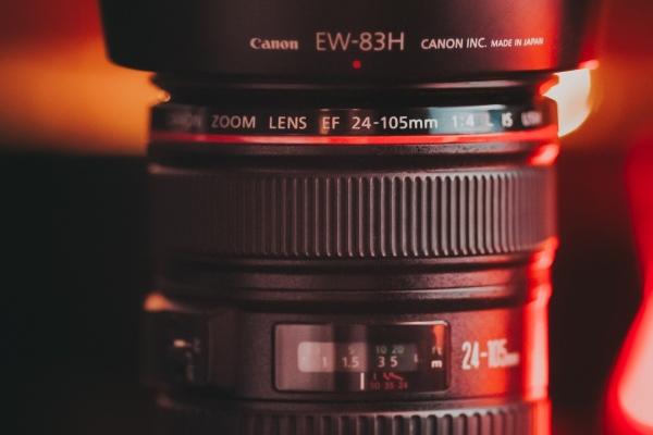 94属狗和正缘差多少岁，94年属狗人的正缘是谁