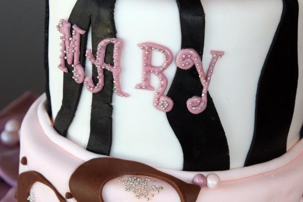 梦到了家人被车撞死代表什么 梦到了家人被车撞死代表什么