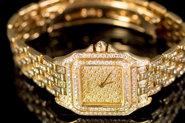 梦到了生猪蹄预示什么 梦到了生猪蹄预示什么