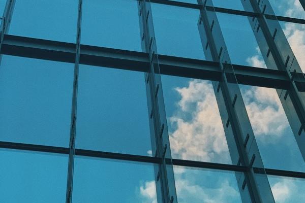 78年属马女人招财颜色 78年属马女人招财颜色