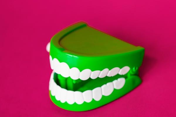 70年属狗56岁有风有雨有没有 70年属狗56岁有风有雨有没有