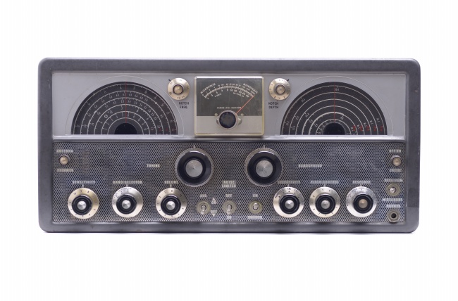 2026年生肖属兔投资吉凶剖析