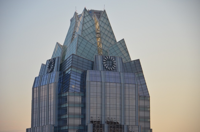 63年兔佩戴哪些最助运