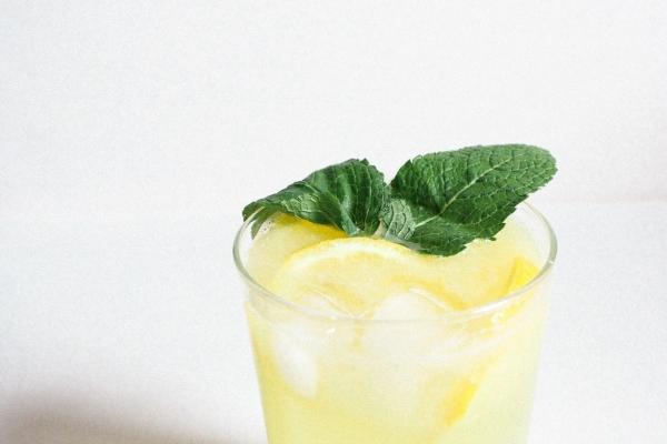 2026年农历5月哪一天适宜上香 2026年农历5月哪一天适宜上香